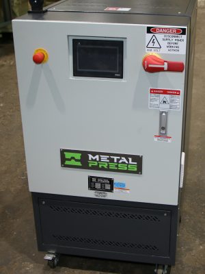 THC-D-24-Hot-Oil-Temperature-Control-Unit-at-Magna-04-300x400