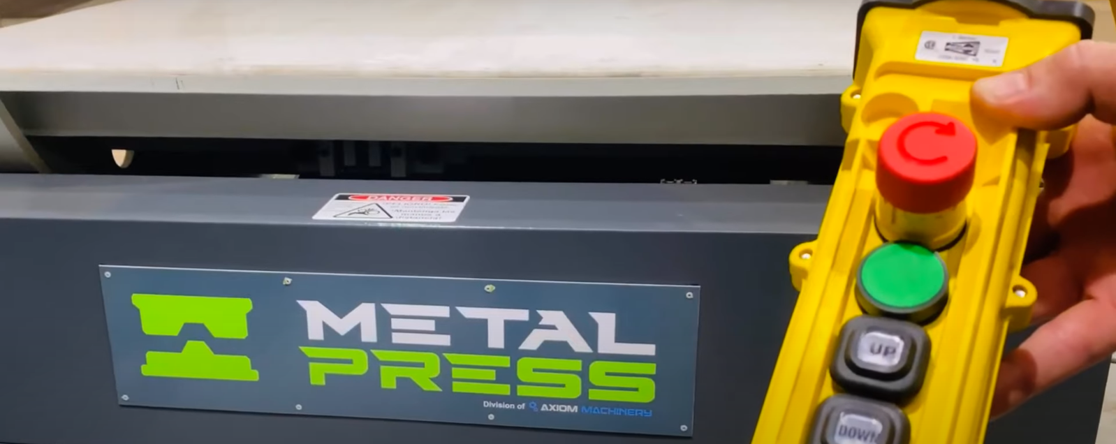 MetalPress Machine