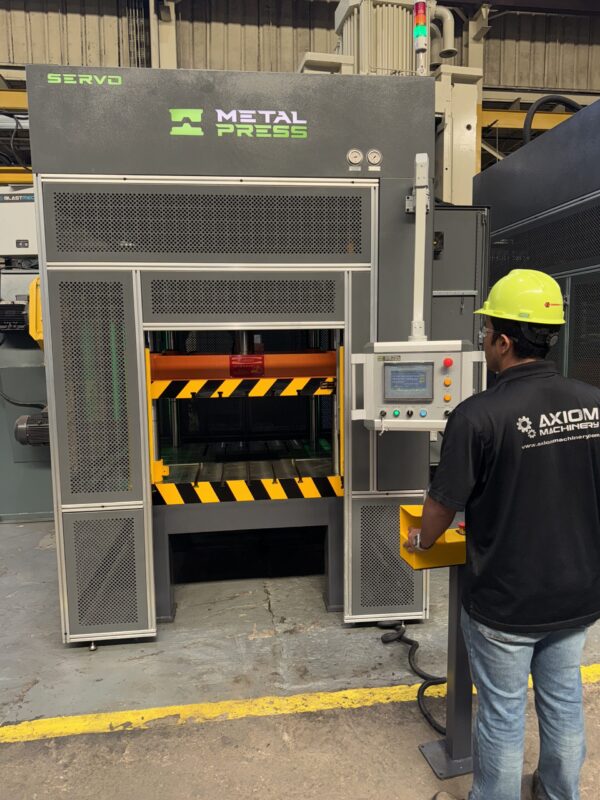 MetalPress fabricación prensa con motor servo de 35 toneladas
