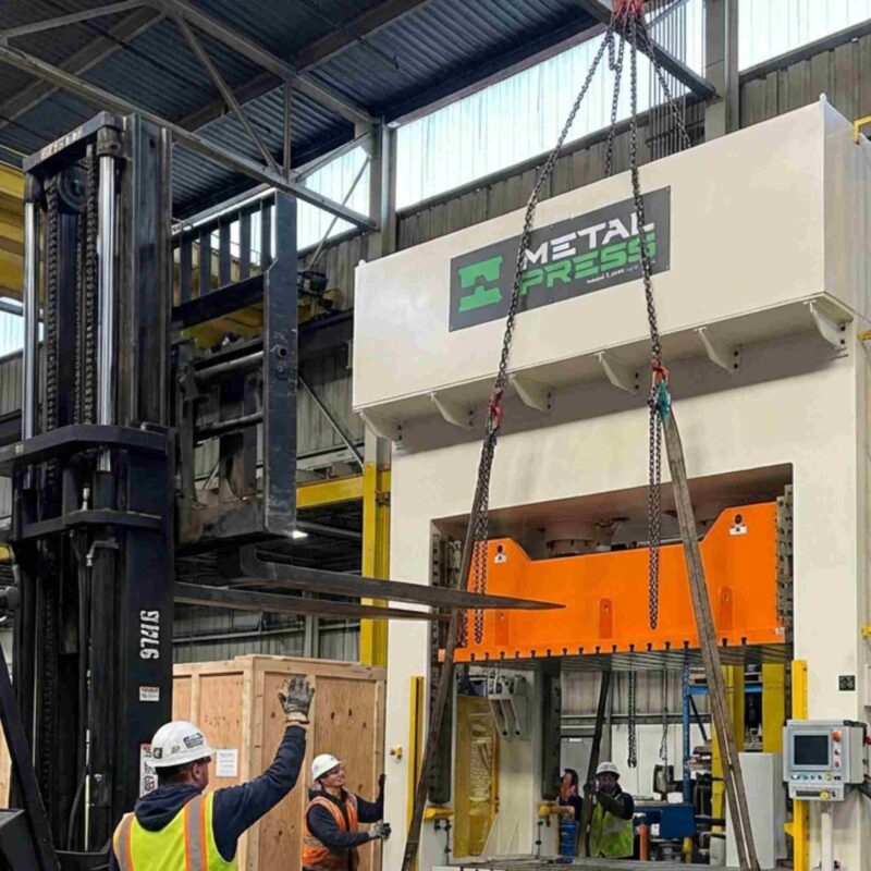 PRENSA HIDRÁULICA CON MOTOR SERVO DE COLUMNA RECTA