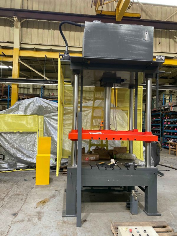 MetalPtess Machinery - 75-ton prensa de cuatro columnas - diseño e ingeniería-08