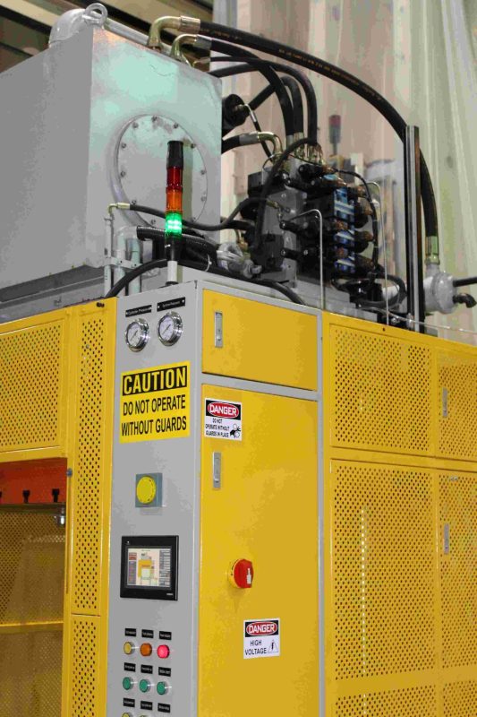 MetalPress - prensa de recorte - 4 Post Hydraulic Press - assembly 010